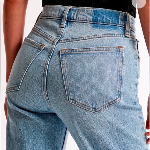 Abercrombie High Rise 90s Relaxed Jeans in Medium Wash in 28L - Picture 6 of 13